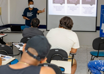 Palestra gratuita explica como abrir um MEI, quais documentos são necessários e quais benefícios a formalização oferece.