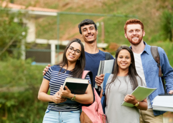 Prazo para inscrição no Enem 2026 termina nesta sexta-feira. Estudantes devem confirmar participação e ficar atentos às datas de pagamento e provas.