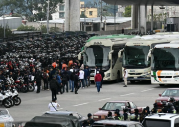 Estudantes da Escola Normal Rural de Ayotzinapa bloquearam a rodovia México-Cuernavaca, uma das principais vias de acesso à Cidade do México.