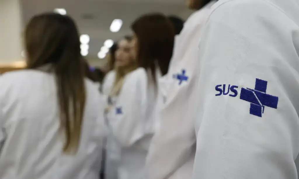 Enamed 2026 abre inscrições para estudantes de medicina e médicos formados. Prova será aplicada em setembro e poderá valer para seleção do Enare.