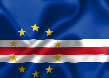 Cabo Verde conquista classificação inédita para a fase eliminatória da Copa do Mundo, elimina o Uruguai e enfrentará a Argentina de Lionel Messi nas oitavas da competição.