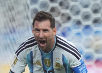 Messi, Mbappé, Cristiano Ronaldo, Vinícius Júnior e Haaland brilham na fase de grupos da Copa do Mundo de 2026 e chegam como destaques para o mata-mata.