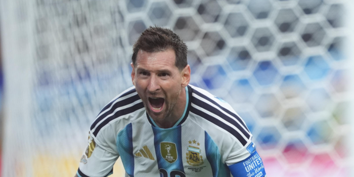 Messi, Mbappé, Cristiano Ronaldo, Vinícius Júnior e Haaland brilham na fase de grupos da Copa do Mundo de 2026 e chegam como destaques para o mata-mata.
