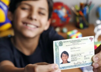 Carteira de Identidade Nacional (CIN) será aceita para viagens aos países do Mercosul e Estados associados, facilitando a entrada de brasileiros sem passaporte.