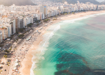 Estudo revela crescimento das ilhas de calor no Rio e alerta para os impactos da urbanização e da redução da cobertura vegetal.