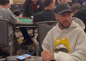 Jogador brasileiro participa da WSOP antes de retornar aos treinos pelo Santos.
