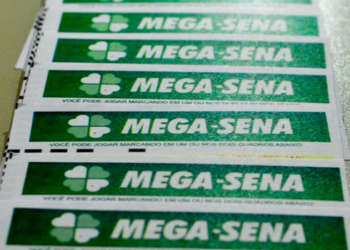 Confira até que horas é possível registrar jogos para o sorteio de R$ 100 milhões da Mega-Sena.