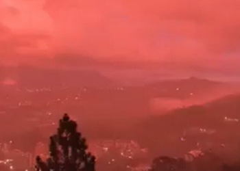 Céu vermelho em Caracas chama atenção após terremotos na Venezuela. Fenômeno natural chamado candilazo ocorreu dias após tremores que causaram grande destruição.