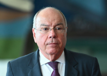 Itamaraty manifesta preocupação com decisão dos EUA de classificar PCC e Comando Vermelho como terroristas e alerta para possíveis impactos financeiros, jurídicos e migratórios.