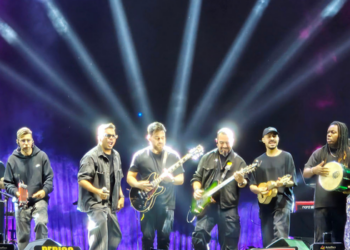 Sorriso Maroto reúne milhares de fãs na Expo Macaé 2026 e anima a segunda noite do evento com sucessos do pagode durante as comemorações pelos 213 anos da cidade.