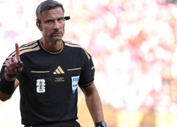 Petição online que pede a repetição da final da Copa do Mundo de 2026 já reúne mais de 57 mil assinaturas. FIFA ainda não anunciou revisão da partida entre Espanha e Argentina.