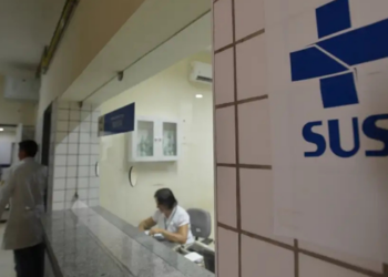 Ministério da Saúde criou um comitê de negociação de preços para reduzir custos na compra de medicamentos do SUS e ampliar o acesso a tratamentos de alto custo.