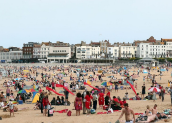 Margate e Ramsgate, no condado de Kent, adotam novas regras para restringir o consumo de álcool em áreas públicas e combater desordem, violência e vandalismo.