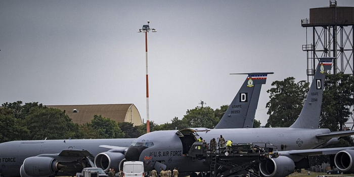 Donald Trump agradece à Bulgária por autorizar o uso da Base Aérea de Bezmer pelos Estados Unidos. Decisão provoca reação do Irã e repercussão internacional.
