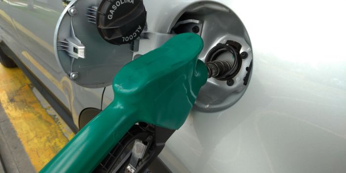 Preço do etanol cai 4,09% no Sudeste e chega a R$ 3,99 na primeira quinzena de agosto. São Paulo registra a menor média do país, aponta Edenred Mobilidade.