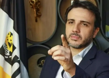 Renan Santos apresenta programa de governo com propostas para segurança pública, redução de gastos, reformas liberais e mudanças no Estado.