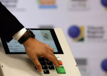 Eleições 2026 entram oficialmente em período de campanha neste domingo; primeiro turno será em outubro.