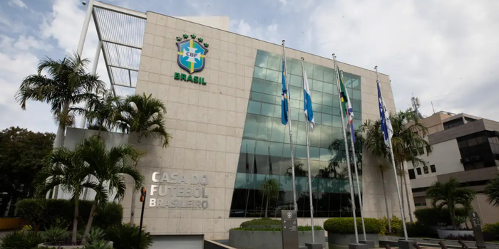 CBF implementa novas regras para reduzir a cera no futebol brasileiro e aumentar o tempo de bola rolando nas partidas.