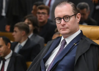 STF começou a julgar os limites dos poderes de investigação sem autorização judicial e discute acesso a dados, registros de internet e atuação de delegados.