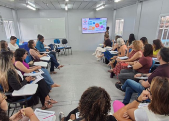 Rio das Ostras implanta a Política Nacional de Educação Permanente em Saúde e cria comissão para planejar a capacitação dos profissionais do SUS.