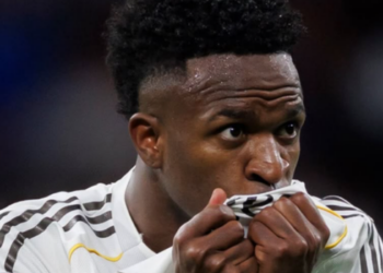  Vini Jr. voltou aos gramados na vitória do Real Madrid por 2 a 1 sobre o Ferencváros. Endrick foi titular novamente, mas passou em branco no amistoso.