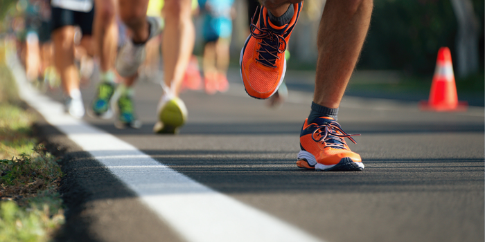 Saiba como retirar o kit da Corrida Lilás e confira horário, local da largada e percursos previstos para o evento em Macaé.