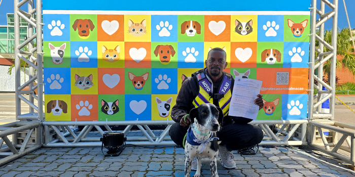 Feira de adoção de cães acontece neste sábado (19), no Shopping Plaza Macaé, das 10h às 14h, com orientações para futuros tutores.