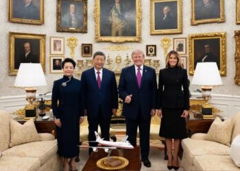 Donald Trump e Xi Jinping durante encontro na Casa Branca, em Washington, em 24 de setembro de 2026, quando os dois governos discutiram temas da relação bilateral.
