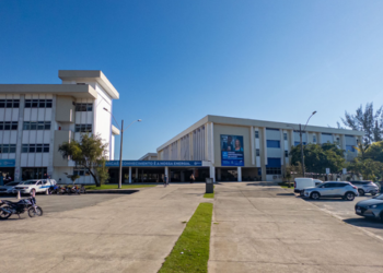 FeMASS oferece 300 vagas para seis cursos no vestibular 2027. Inscrições vão até 14 de outubro e prova será realizada em novembro.