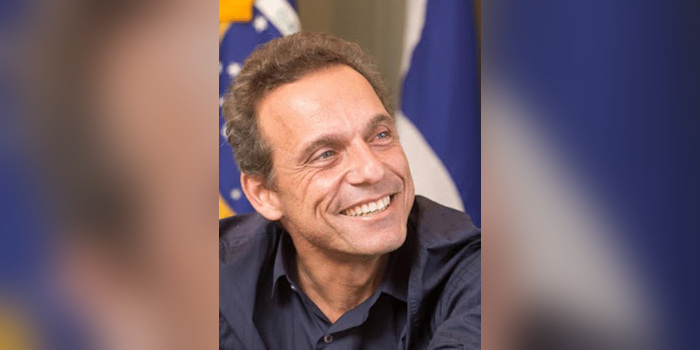 TRE-RJ defere por unanimidade candidatura de Dr. Aluízio a deputado federal. Decisão do STJ afasta impedimento eleitoral do ex-prefeito de Macaé.