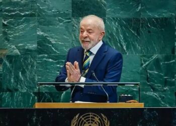 Lula defende soberania do Brasil na ONU, critica interferência estrangeira nas eleições de 2026 e aborda relações com os Estados Unidos.