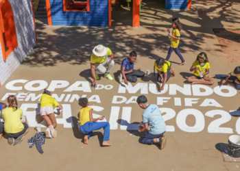 Copa do Mundo Feminina 2027 abre inscrições para cerca de 6 mil voluntários. Veja quem pode participar e as cidades-sede do torneio.