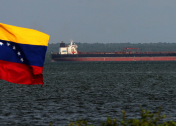 EUA planejam recompor a Reserva Estratégica de Petróleo com petróleo venezuelano. Estoques americanos estão no menor nível desde 1982.