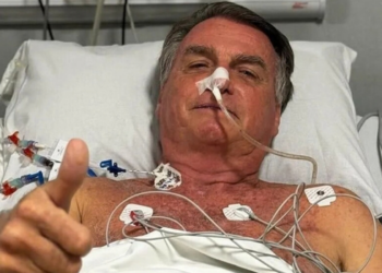 Michelle Bolsonaro esclareceu relato de Damares sobre Jair Bolsonaro e afirmou que o ex-presidente está bem após dias de maior ansiedade.