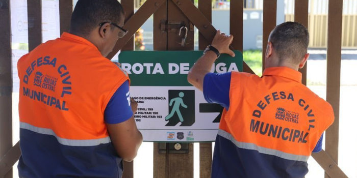 Colégio América Abdalla realiza simulado de evacuação em parceria com a Educação e a Defesa Civil para orientar a comunidade escolar sobre segurança e emergências.