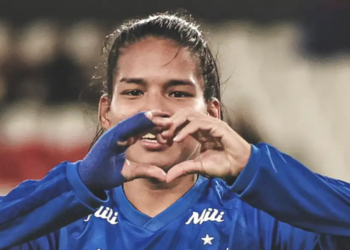 Cruzeiro e Corinthians decidem a Libertadores Feminina neste sábado, em Quito. Mineiras buscam título inédito, enquanto paulistas tentam ampliar sua hegemonia continental.