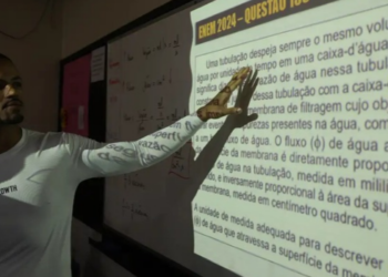 Enem 2026 será aplicado em 8 e 15 de novembro. Veja orientações sobre alimentação, lanches e hidratação para enfrentar as provas.