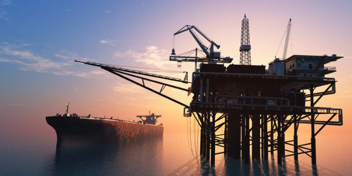 ANP realiza nesta quarta-feira (7) leilão com 13 blocos do pré-sal e outras 313 áreas, em disputa que reúne grandes petroleiras e enfrenta críticas ambientais.