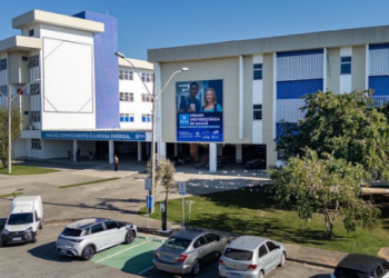 Curso de Medicina da UFRJ em Macaé recebe conceito 5 na avaliação do MEC, reconhecendo a qualidade da formação e a integração com a rede pública de saúde.