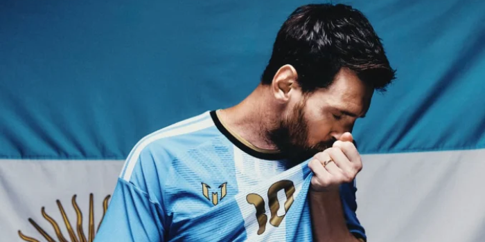 Lionel Messi se despediu da seleção argentina com gol na vitória por 3 a 0 sobre Benin, encerrando uma trajetória de 21 anos pela Albiceleste.