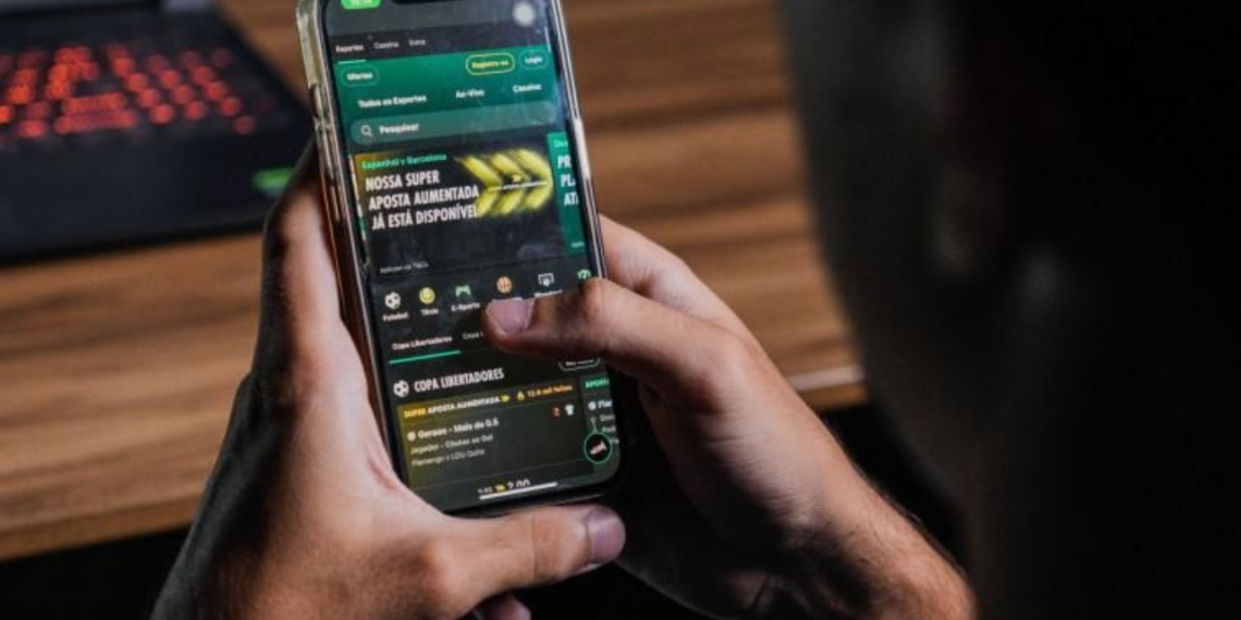Governo inicia restituição de R$ 1,325 bilhão das bets. Confira prazos, orientações dos bancos e papel da Caixa.
