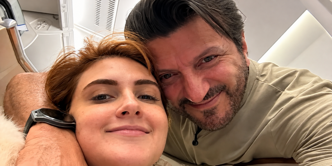 Viúva de Lito Sousa, Mila Seidl relata ter recebido suposto sinal do marido duas semanas após sua morte e compartilha desafios do luto.